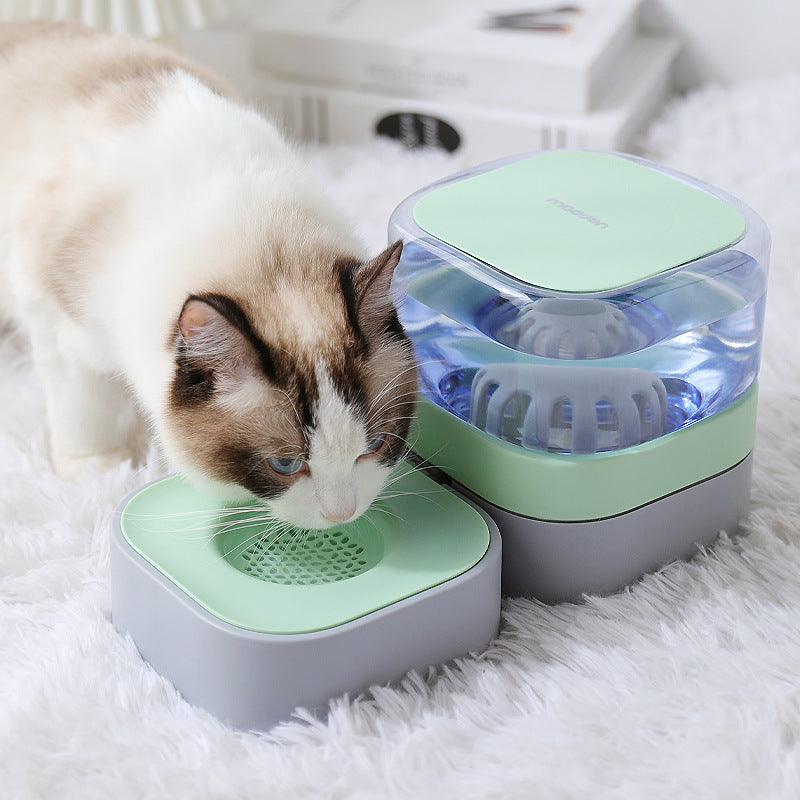 Automatische draagbare waterdispenser voor katten